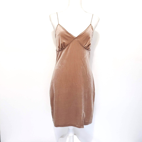 NEW!! Pink Rose Pink Stretch Spaghetti Strap Bodycon Short Mini Dress Front Slit - Picture 1 of 12